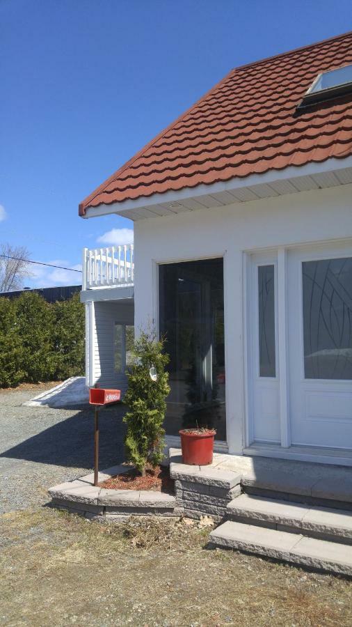 La Maison Du Village, Spa シャウィニガン エクステリア 写真